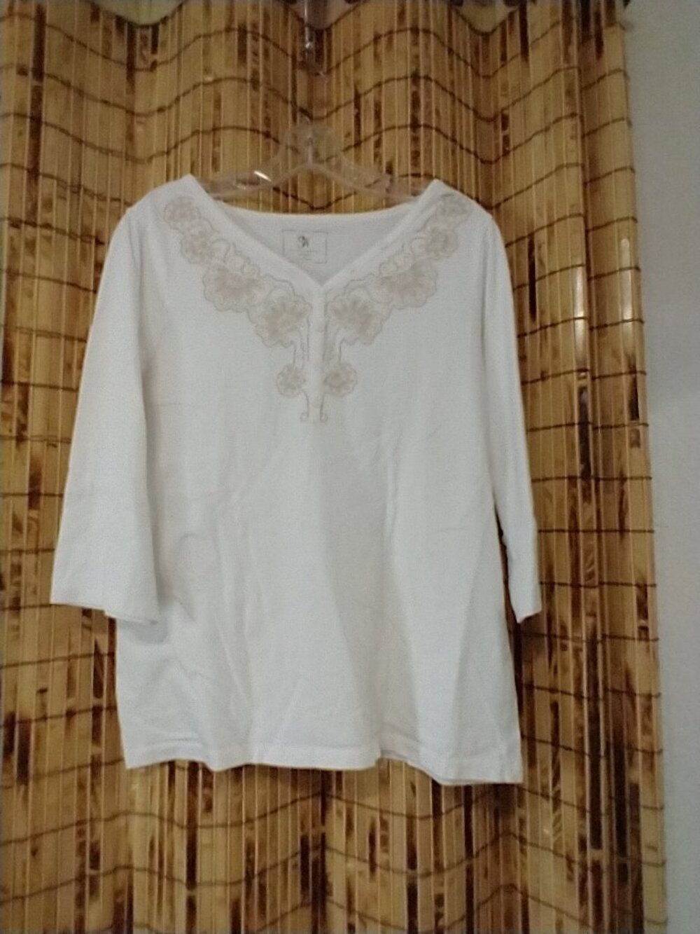 Studio Works White Embroidered V-Neck 3/4 Sleeve Top Size 1X